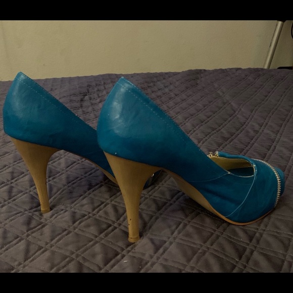 Guichi Heels - Picture 8 of 8